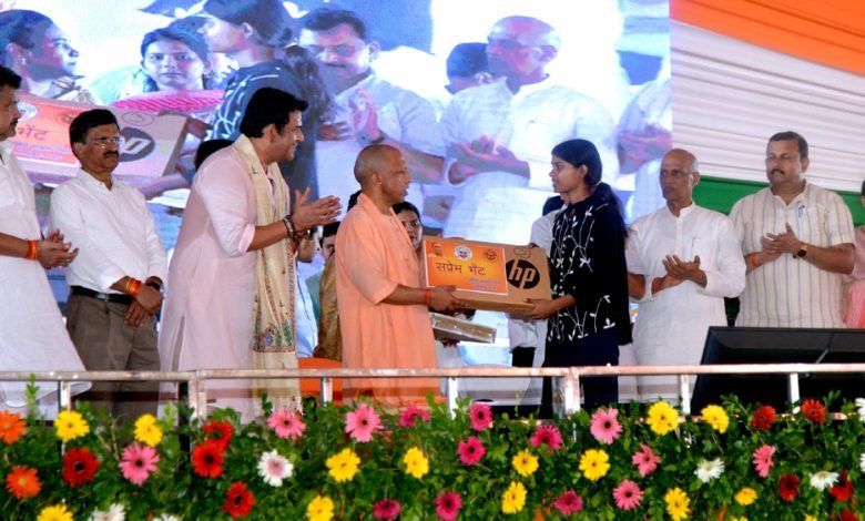 युवाओं के स्टार्टअप को मिला नया मंच, ऑर्गेनिक फार्मिंग के ‘फार्म टू फैमिली’ ने जीता पुरस्कार