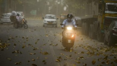 Photo of Weather Updates: दिल्ली-एनसीआर में आज करवट लेगा मौसम, धूलभरी आंधी और बारिश की आशंका