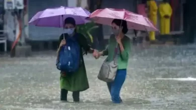 Photo of Weather Updates: दिल्ली में सुबह से झमाझम, मुंबई में भारी बारिश का अलर्ट, गुजरात में बाढ़ जैसे हालात