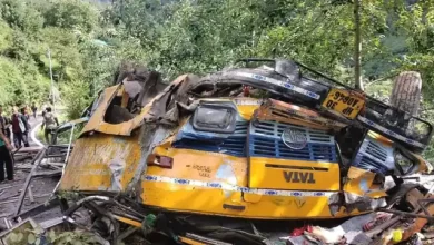 Photo of BIG ACCIDENT: हिमाचल प्रदेश के कुल्लू में खाईं में गिरी बस, स्कूली बच्चों समेत 16 की मौत