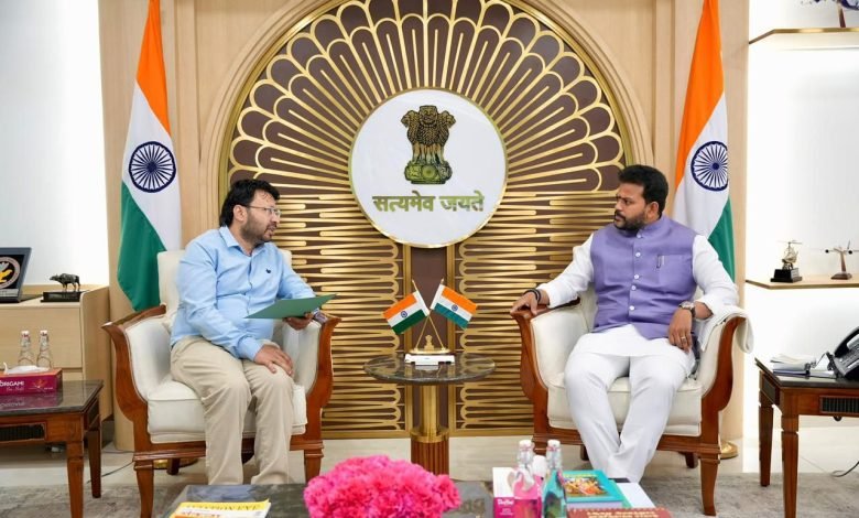 Gulf Crisis Update: फंसे NRI पंजाबियों के लिए विशेष फ्लाइट्स की तैयारी Gulf Crisis Update: फंसे NRI पंजाबियों के लिए विशेष फ्लाइट्स की तैयारी