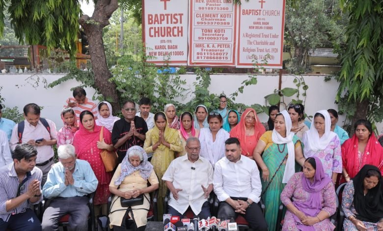 ईश्वर सबके लिए है, किसी एक के लिए नहीं: करोल बाग बैपटिस्ट चर्च में शांतिपूर्ण सामूहिक प्रार्थना सम्पन्न