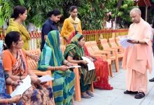 गोरखपुर में CM योगी का जनता दर्शन, करीब 200 लोगों की सुनी समस्याएं; बोले- हर शिकायत का होगा प्रभावी निस्तारण