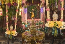 झण्डेवाला देवी मंदिर में कृष्ण जन्मोत्सव की धूम, फूलों से सजी लड्डू गोपाल की आकर्षक झांकी
