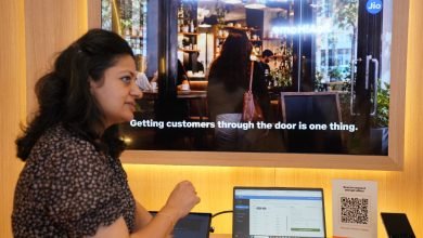India Mobile Congress 2026: जियो ने दिखाया Smart Shop, सोशल मीडिया से ग्राहक जोड़ने का नया तरीका